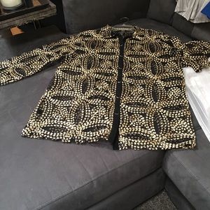 Great blazer to jazz up any plain outfit !